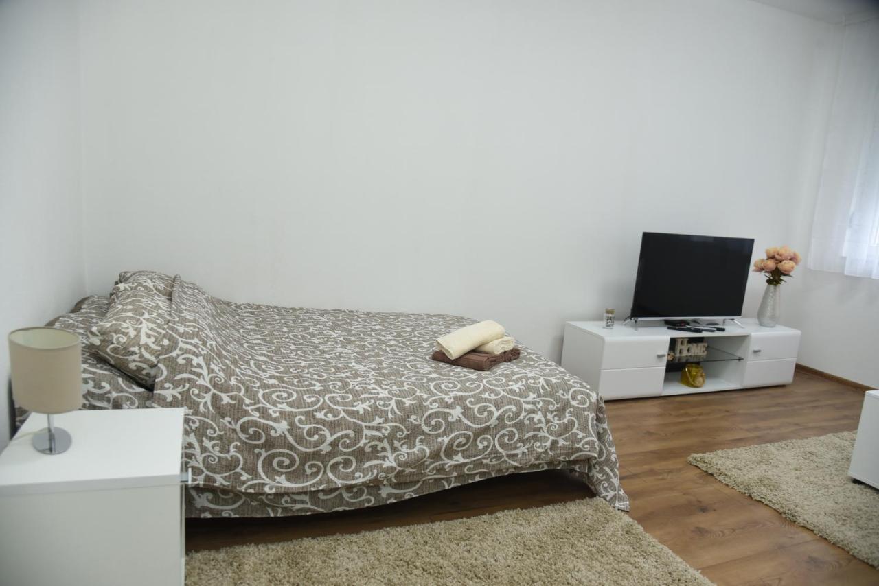 Apartmani Sofronic Loznica 1 Exterior photo