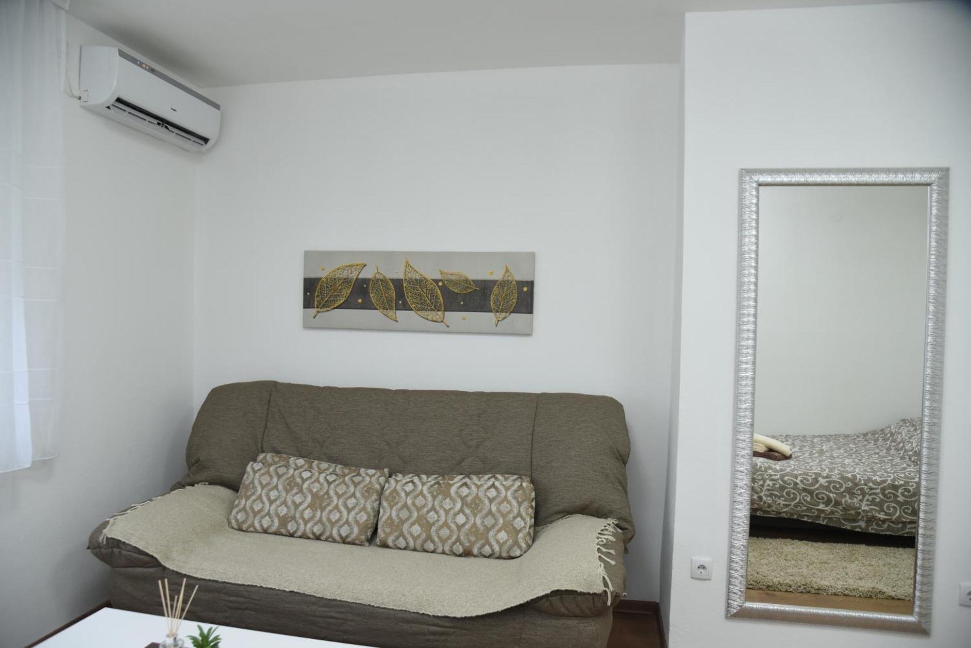 Apartmani Sofronic Loznica 1 Exterior photo